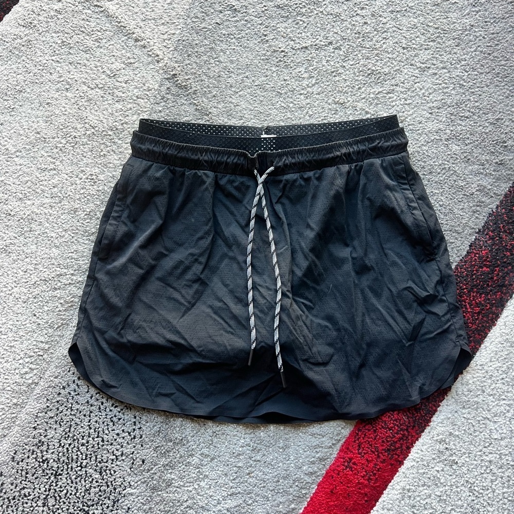 Athleta Black Athletic Crest Skort